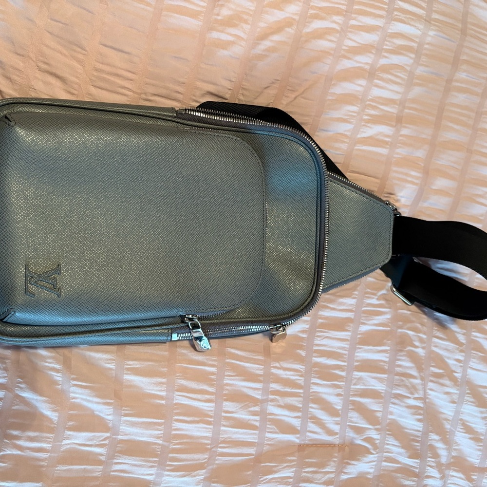 Louis Vuitton Gray Men's Bag